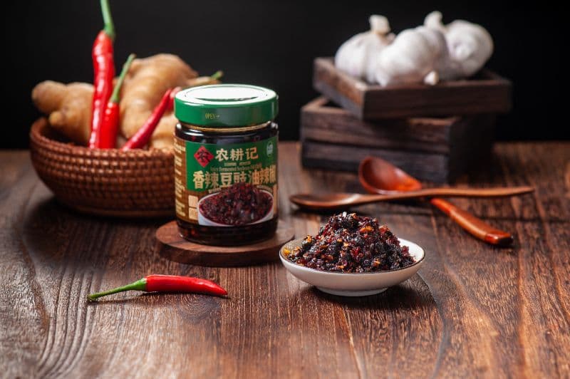 Spicy black bean chili oil